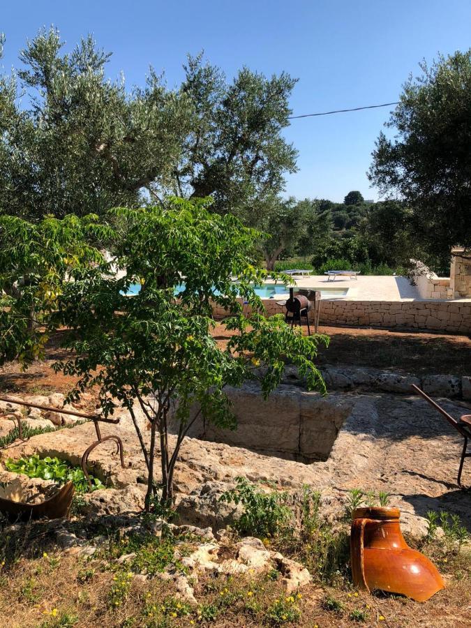 I Trulli Di Mario Villa Cisternino Luaran gambar