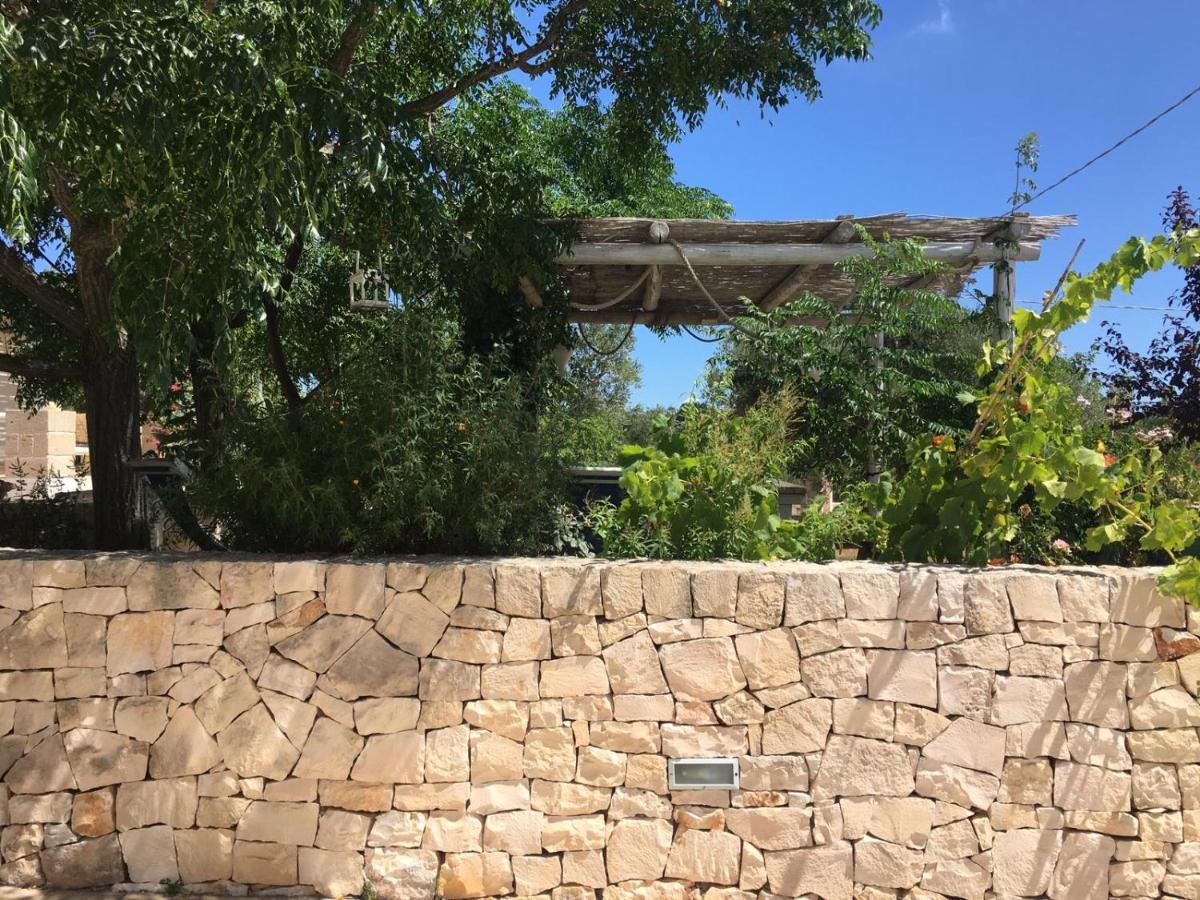 I Trulli Di Mario Villa Cisternino Luaran gambar