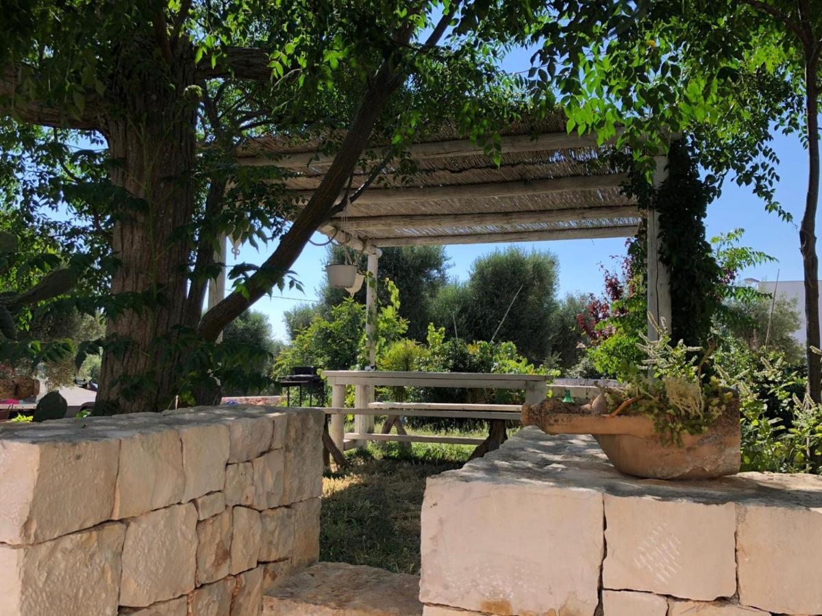 I Trulli Di Mario Villa Cisternino Luaran gambar