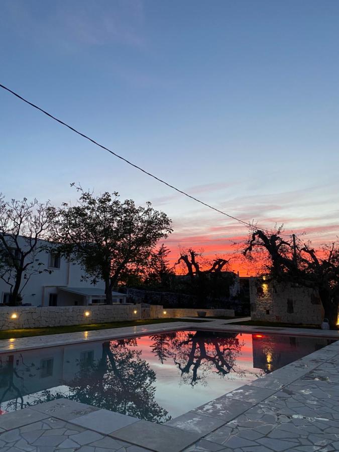 I Trulli Di Mario Villa Cisternino Luaran gambar