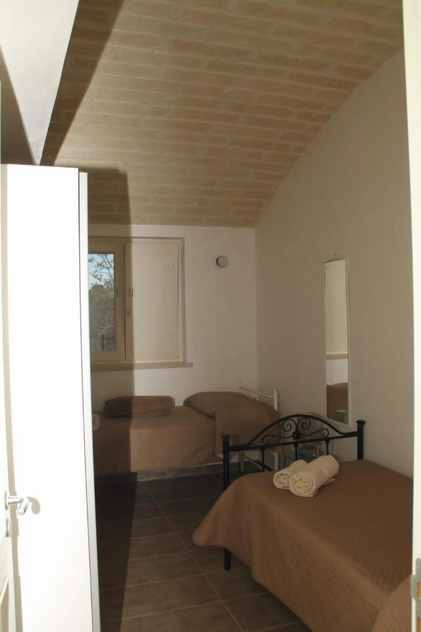 I Trulli Di Mario Villa Cisternino Luaran gambar